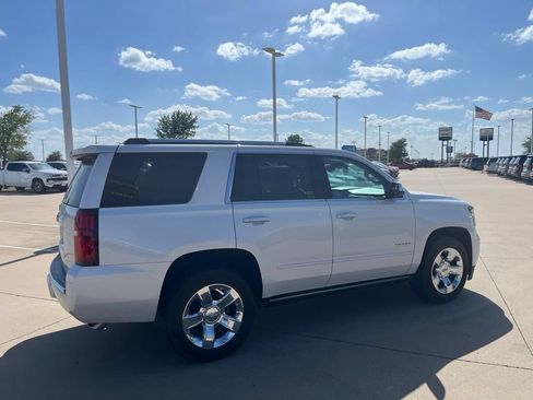 Used 2019 Chevrolet Tahoe Premier RWD image 5