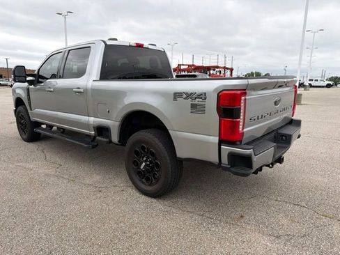 Used 2024 Ford F250 XLT w/ Black Appearance Package AWD/4WD image 4