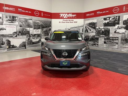 Used 2023 Nissan Rogue S AWD/4WD image 8
