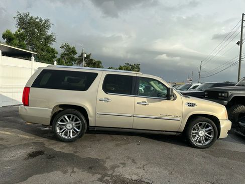 Used 2008 Cadillac Escalade ESV AWD image 2
