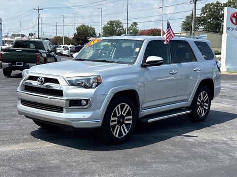 Used 2018 Toyota 4Runner Limited AWD/4WD image 25