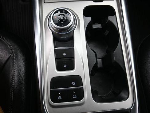 Certified 2022 Ford Explorer Limited w/ Limited Technology Package image 20