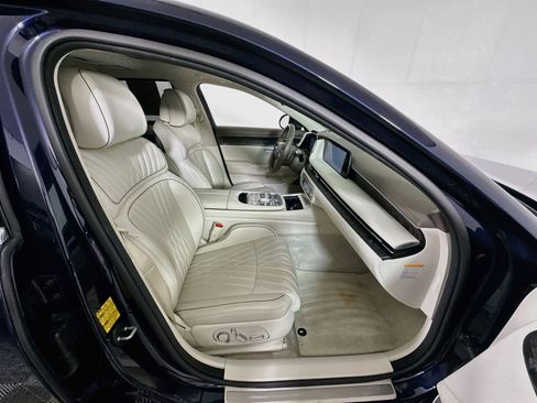 Used 2023 Genesis G90 3.5T AWD/4WD image 35