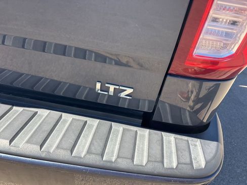 Used 2018 Chevrolet Silverado 1500 LTZ Z71 w/ Centennial Edition image 6