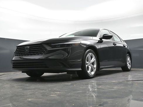 Used 2024 Honda Accord LX image 33