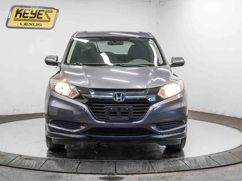 Used 2018 Honda HR-V LX image 6