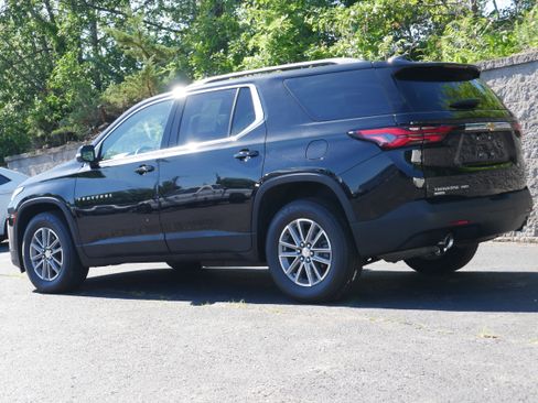 Certified 2024 Chevrolet Traverse LT AWD/4WD image 4