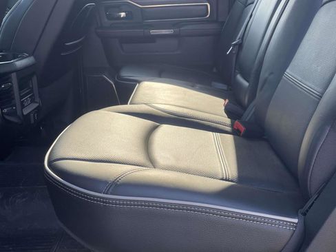 Used 2022 RAM 2500 Limited AWD/4WD image 10