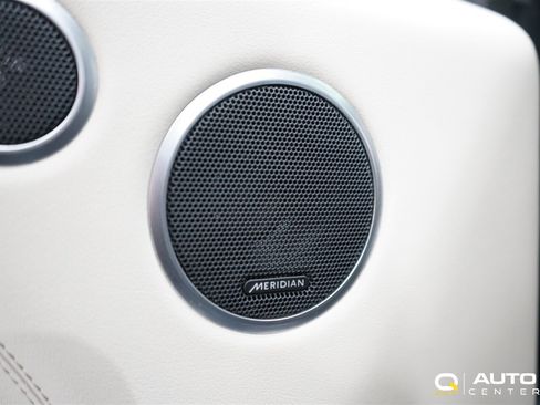 Used 2016 Land Rover Range Rover Sport HSE image 11