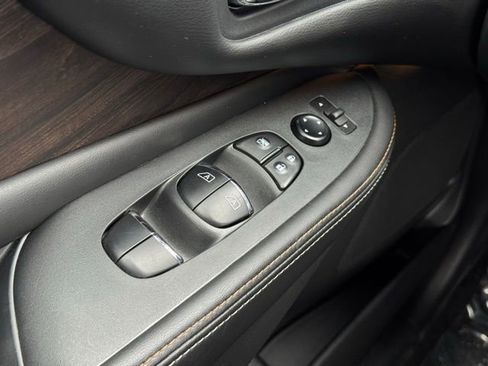 Used 2024 Nissan Murano Platinum image 30