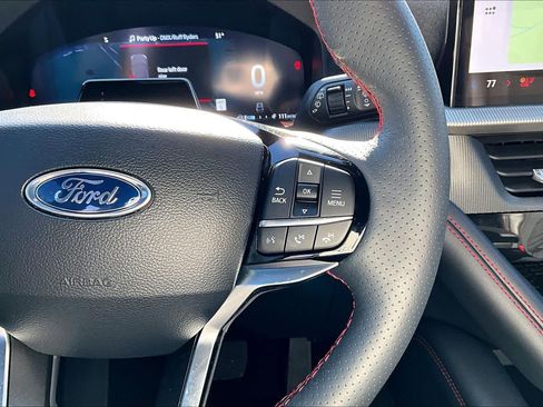 Used 2025 Ford Explorer ST-Line w/ Premium Package image 27