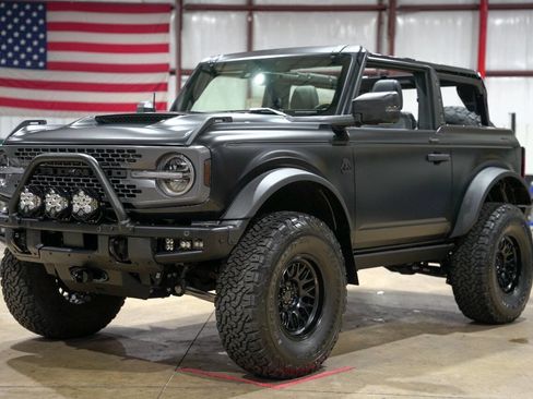 Used 2023 Ford Bronco Badlands image 1
