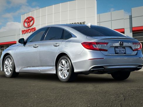 Used 2019 Honda Accord LX image 5