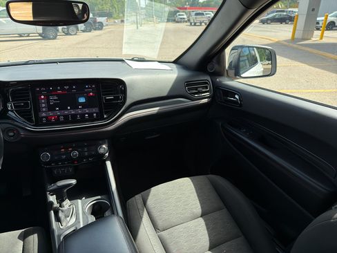 Used 2025 Dodge Durango GT AWD/4WD image 23