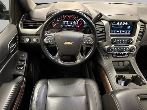 Used 2020 Chevrolet Tahoe LT w/ LT Midnight Edition image 13