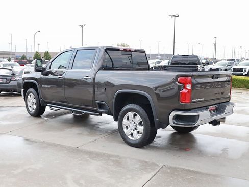 Used 2020 Chevrolet Silverado 3500 LTZ w/ LTZ Plus Package image 4