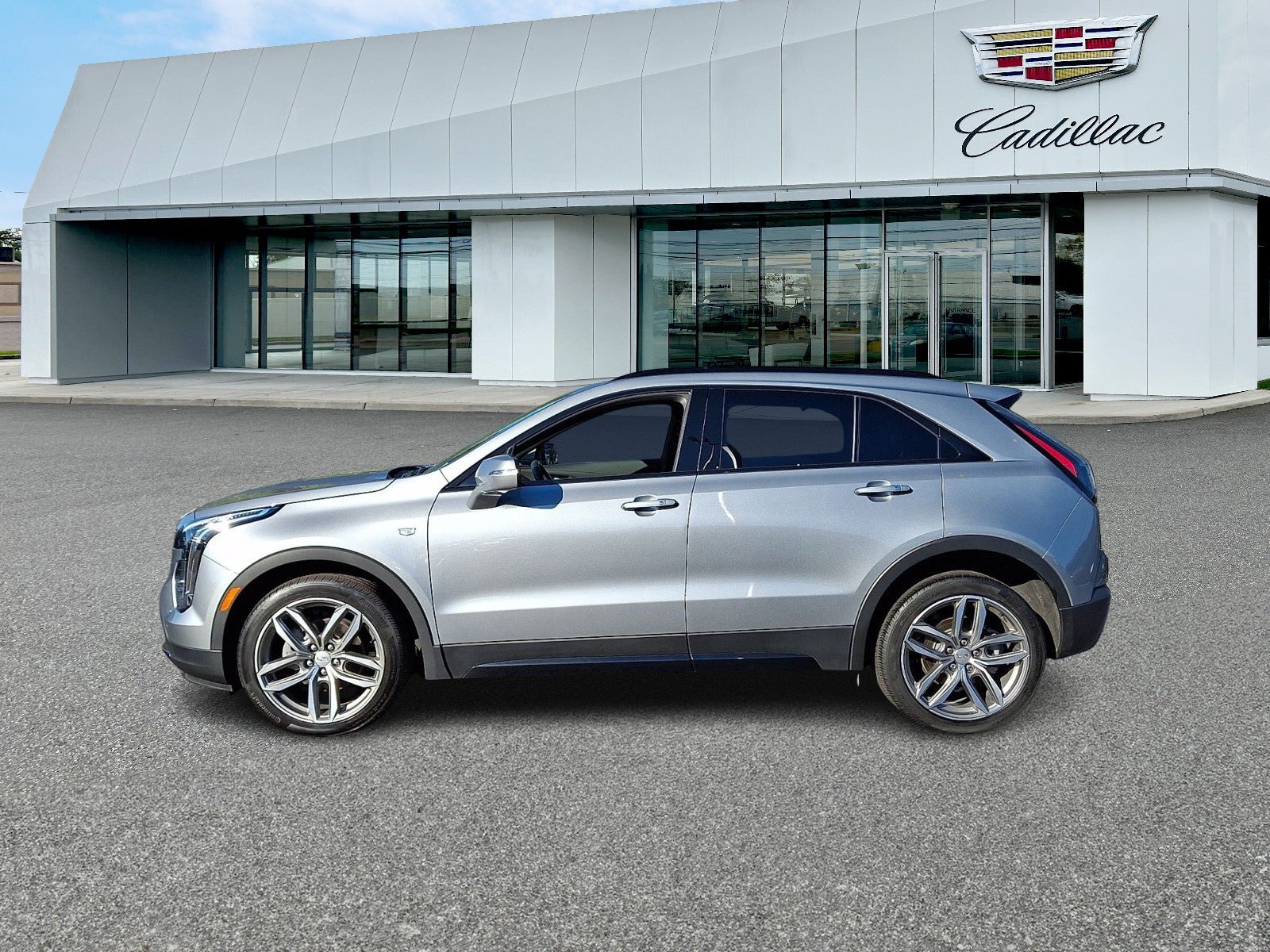 Certified 2023 Cadillac XT4 Sport w/ Cold Weather Package AWD/4WD image 2