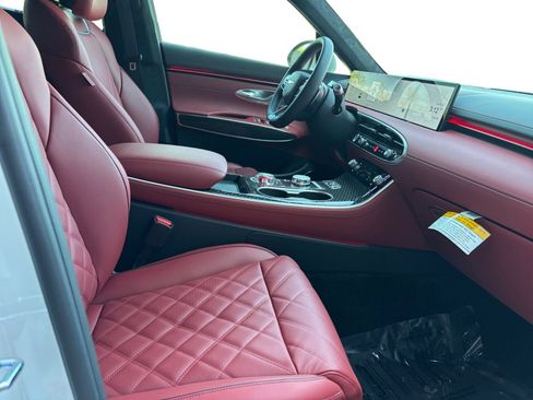 New 2026 Genesis GV70 3.5T Sport Prestige AWD/4WD image 15