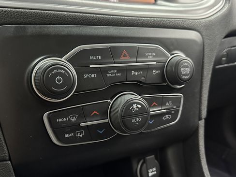 Used 2023 Dodge Charger GT image 12