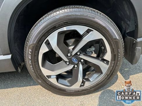 Certified 2023 Subaru Forester Touring AWD/4WD image 37