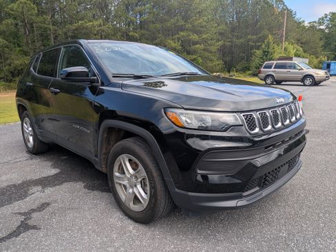 Used 2023 Jeep Compass Sport AWD/4WD image 1