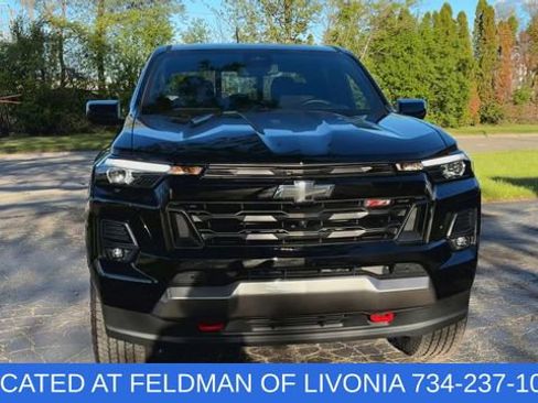 Certified 2024 Chevrolet Colorado Z71 w/ Z71 Convenience Package 2 AWD/4WD image 3