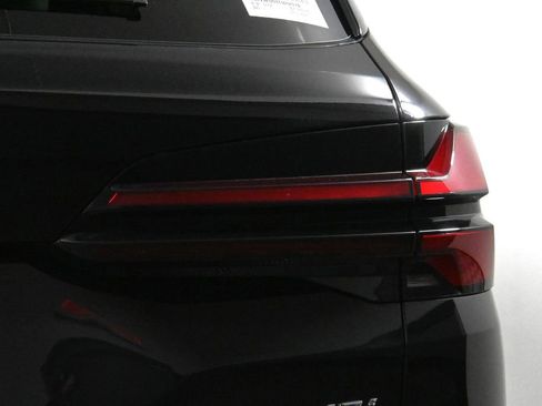 Used 2026 BMW X5 xDrive40i image 13