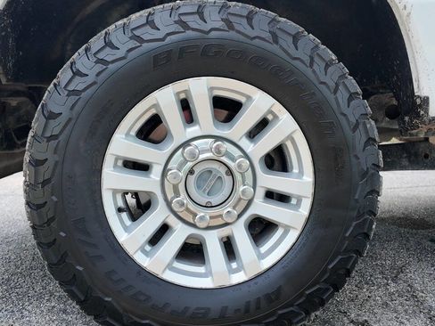 Used 2017 Ford F250 XL w/ STX Appearance Package AWD/4WD image 29