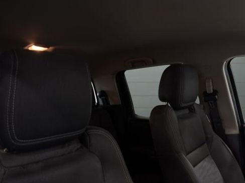 Used 2022 Nissan Frontier SV w/ Technology Package image 46