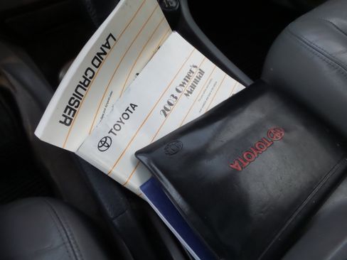 Used 2003 Toyota Land Cruiser image 66