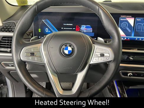 Used 2024 BMW X7 xDrive40i w/ Premium Package AWD/4WD image 5