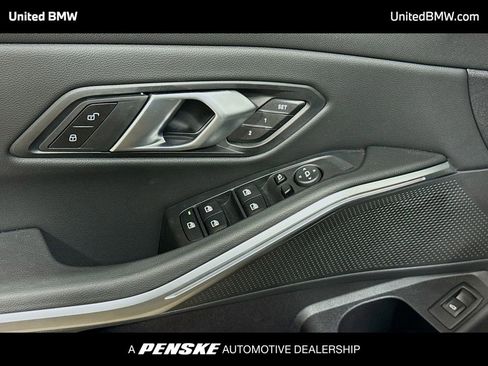 Certified 2025 BMW 330i Sedan image 3