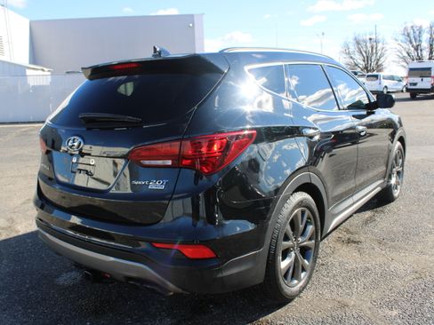 Used 2018 Hyundai Santa Fe Sport image 7