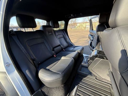 Used 2019 Land Rover Range Rover Long Wheelbase Supercharged AWD/4WD image 23