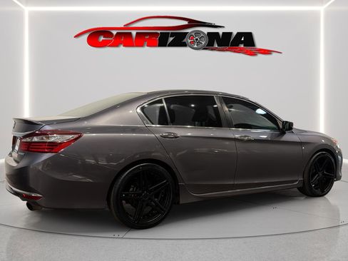 Used 2016 Honda Accord Sport image 11