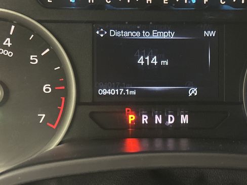 Used 2018 Ford F150 XLT w/ Equipment Group 302A Luxury AWD/4WD image 13