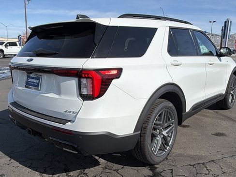 New 2026 Ford Explorer ST-Line w/ ST-Line Street Pack image 3