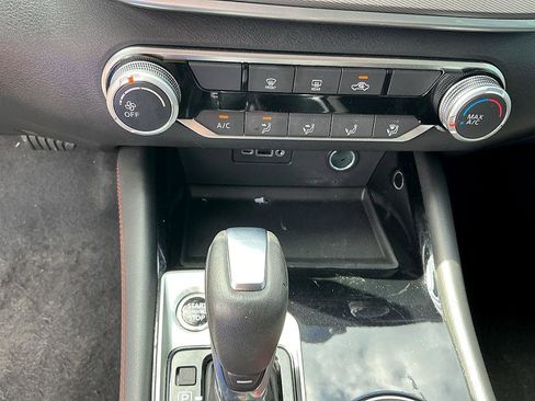 Certified 2024 Nissan Altima 2.5 SR image 19