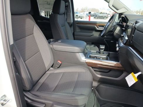 New 2025 GMC Sierra 1500 Elevation w/ Preferred Package image 28