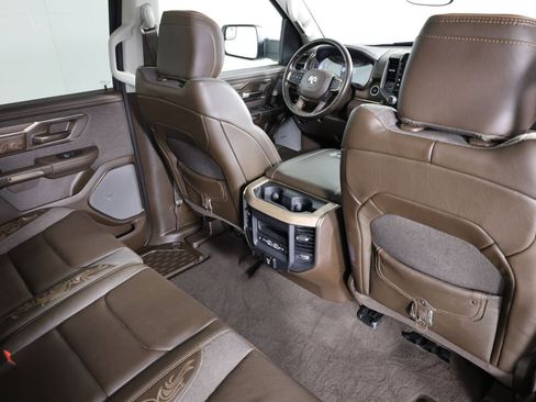 Used 2025 RAM 1500 Limited AWD/4WD image 43