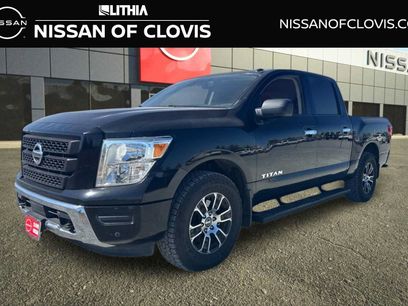 Used 2021 Nissan Titan SV w/ SV Convenience Package