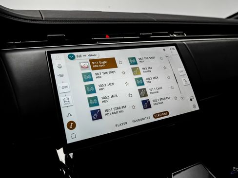 Used 2025 Land Rover Range Rover Sport Dynamic SE image 55