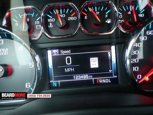 Used 2018 Chevrolet Suburban Premier image 41