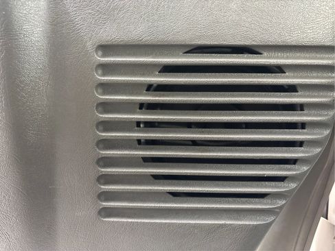 Used 2008 GMC Savana 3500 Extended Passenger w/ LT Preferred Equipment Group image 34