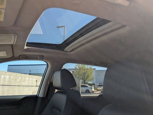 Used 2023 Honda CR-V EX-L image 15