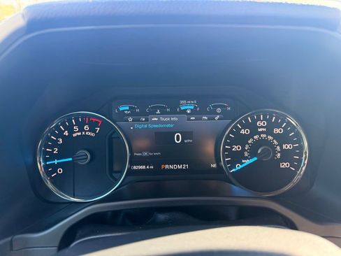 Used 2017 Ford F150 Lariat w/ Equipment Group 502A Luxury image 13