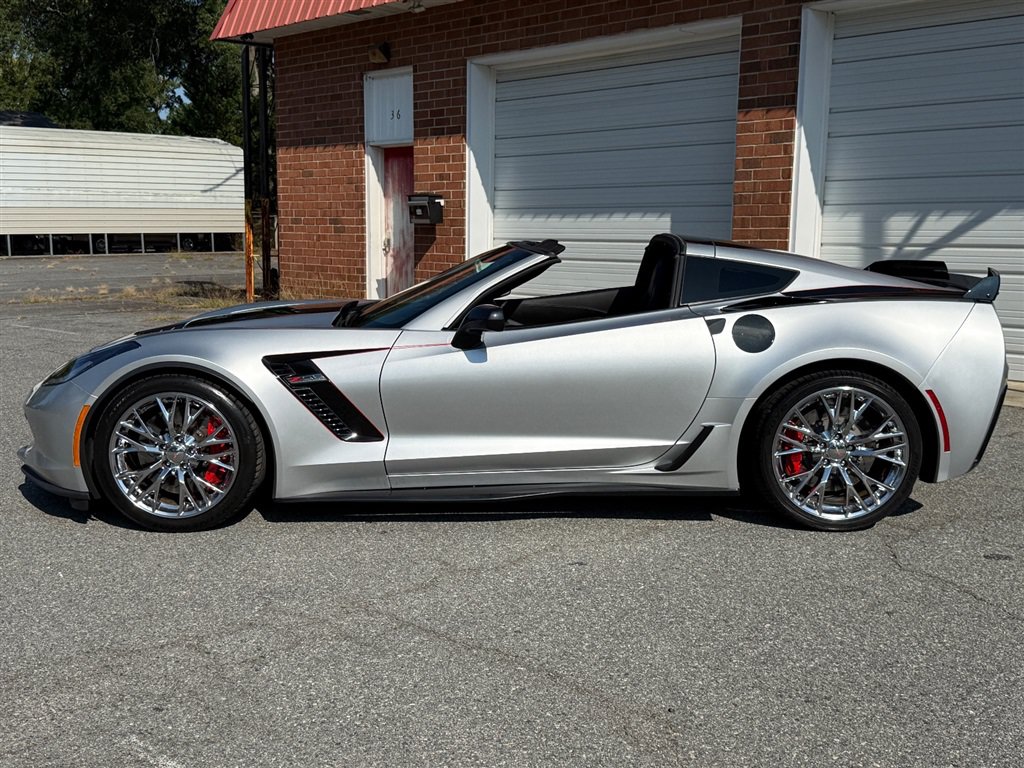 Used 2016 Chevrolet Corvette Z06 w/ 2LZ Preferred Equipment Group RWD image 24