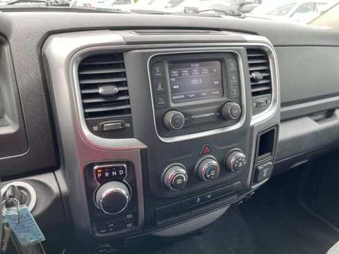 Used 2023 RAM 1500 Classic SLT AWD/4WD image 19