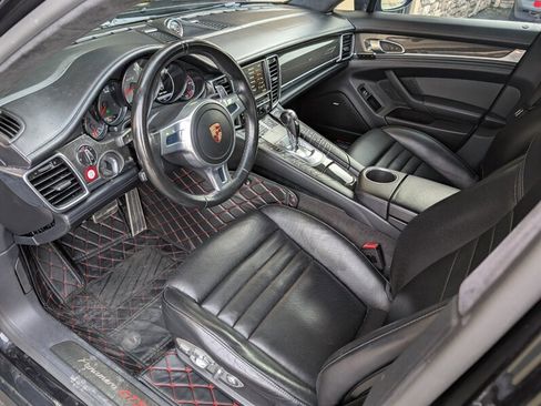 Used 2015 Porsche Panamera GTS w/ Premium Package Plus image 2