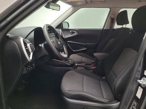 Used 2021 Kia Soul S FWD image 17
